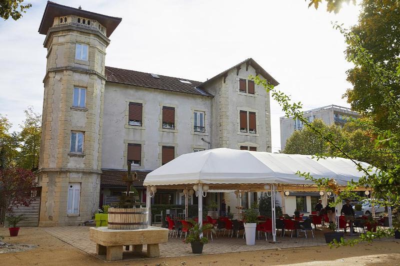 La Commanderie De Champarey Bourgoin-Jallieu Exterior foto
